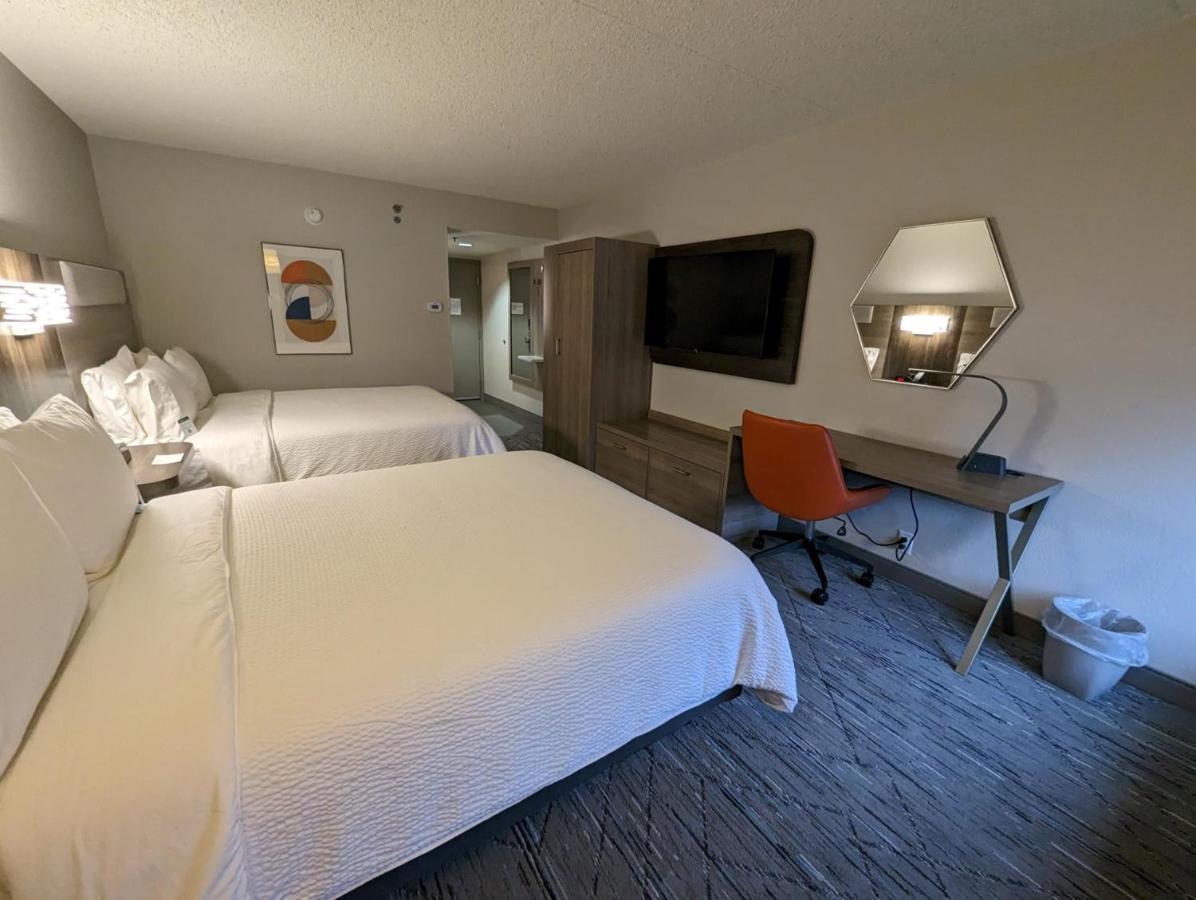 Holiday Inn Express Indianapolis Airport By Ihg Plainfield Extérieur photo