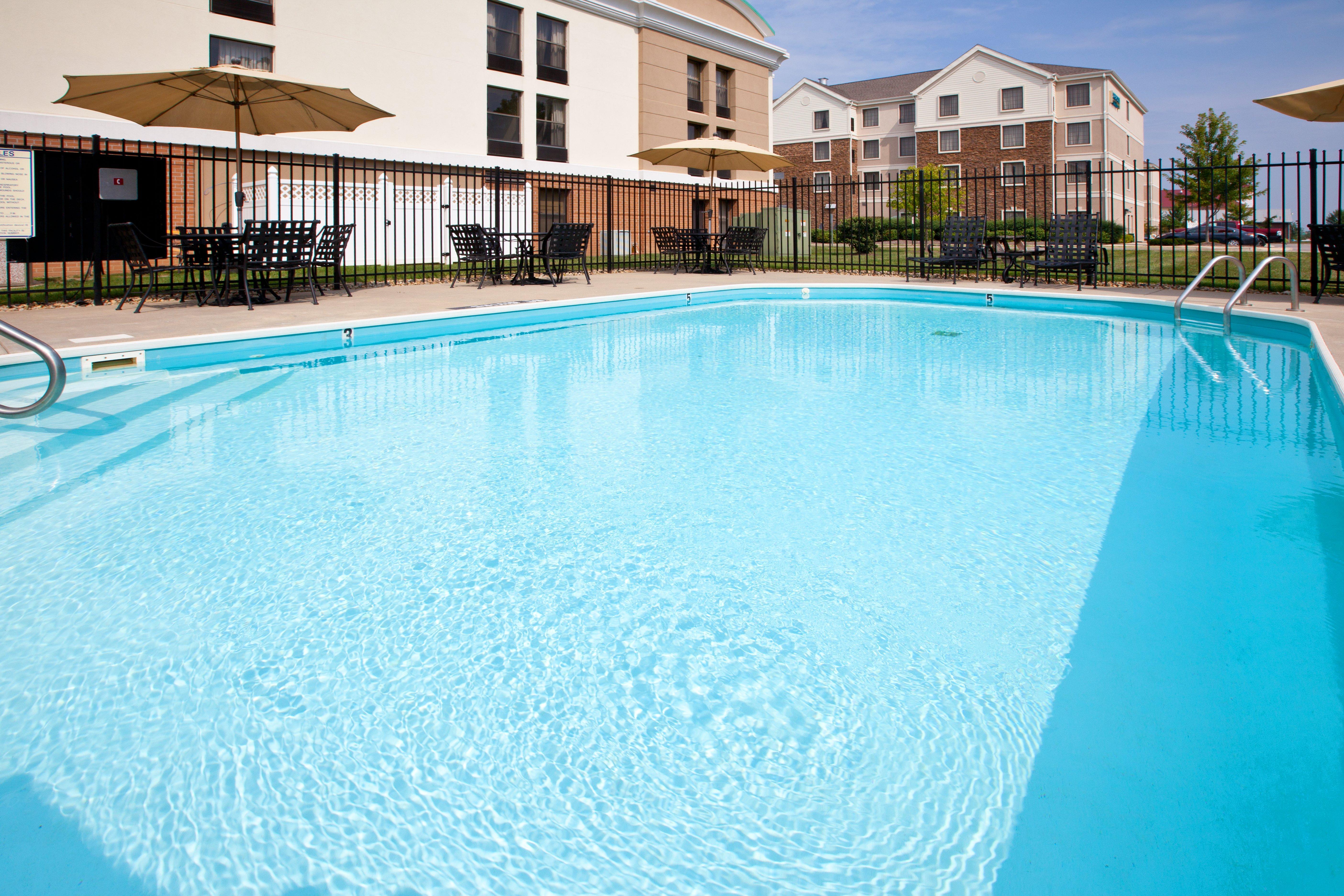 Holiday Inn Express Indianapolis Airport By Ihg Plainfield Facilités photo
