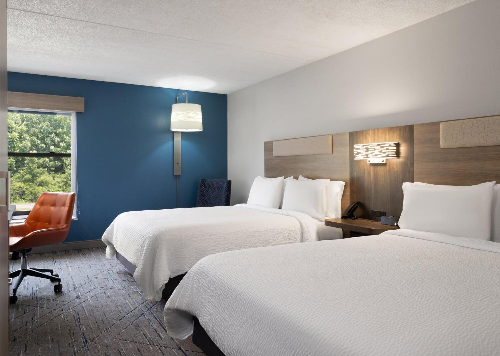 Holiday Inn Express Indianapolis Airport By Ihg Plainfield Extérieur photo
