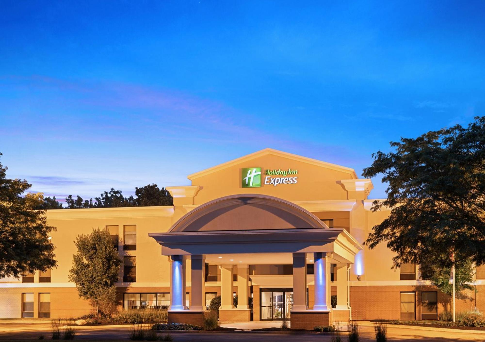 Holiday Inn Express Indianapolis Airport By Ihg Plainfield Extérieur photo