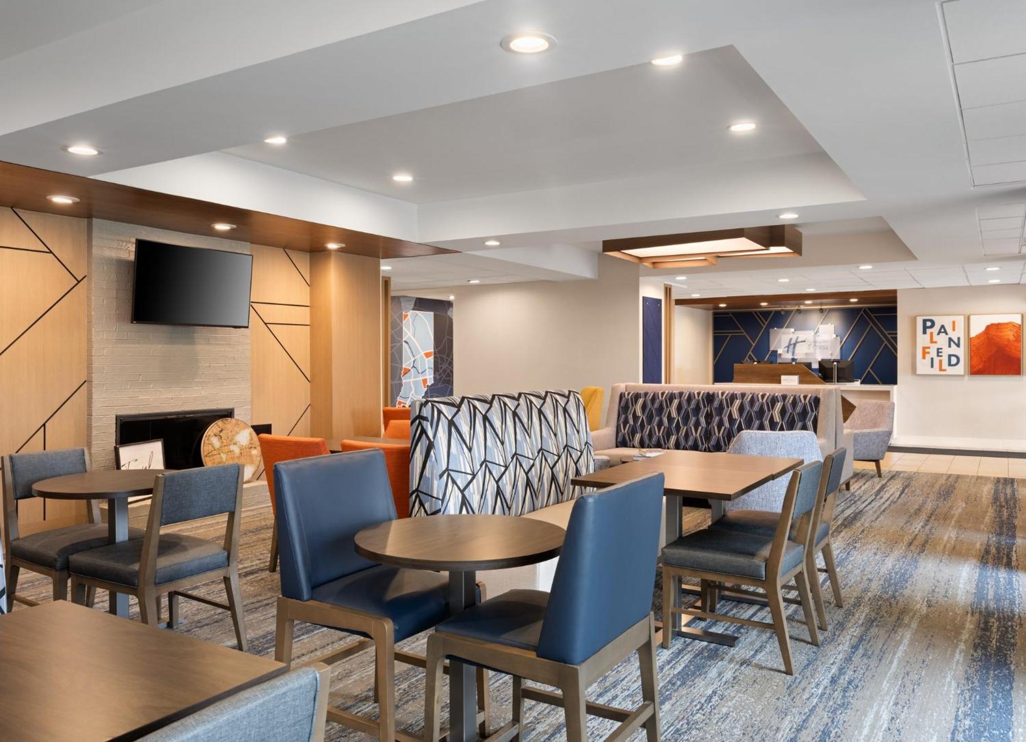 Holiday Inn Express Indianapolis Airport By Ihg Plainfield Extérieur photo
